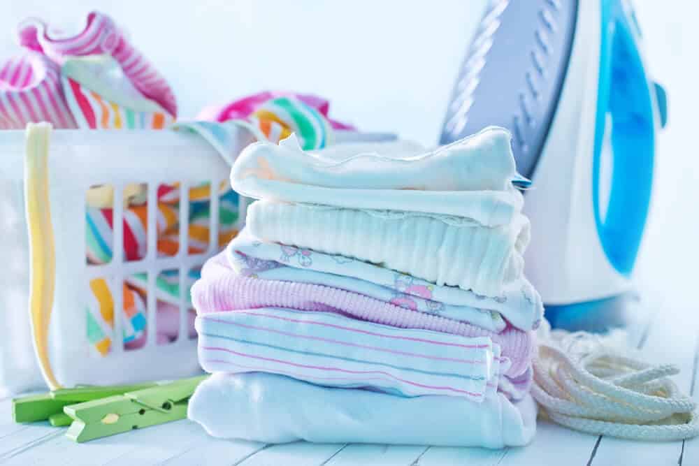 Как стирать вещи для новорожденного в роддом