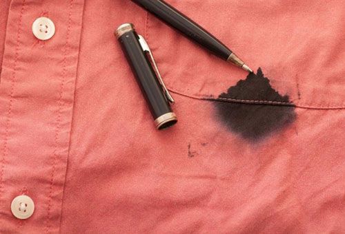 Как отстирать гелевую ручку с цветной одежды